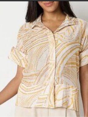 Worthington White and Yellow Patterned Short Sleeve Button Front Top